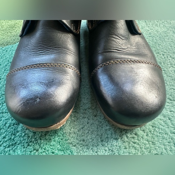 Fluevog EXCELLENT BBC Radio black lace-up boot w/ blue details - 8 (narrow) - Picture 11 of 16